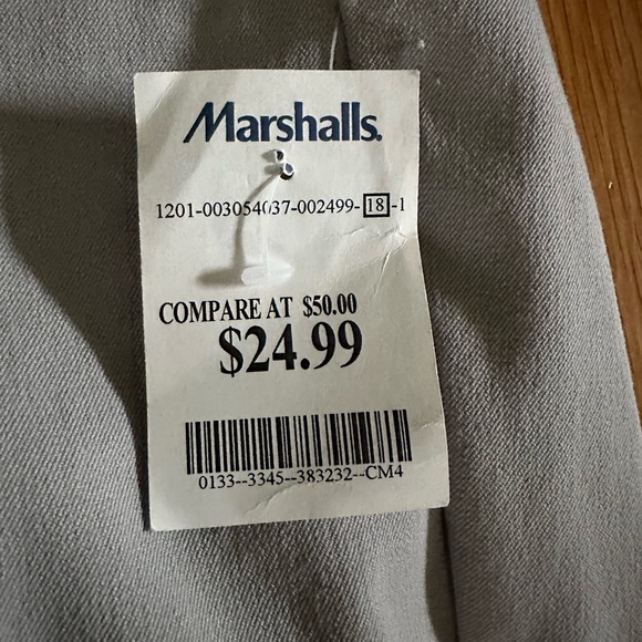 NWT Cynthia Rowley Pia Slim Crop cut straight thru hips.Clean front w/slit ankle - Picture 6 of 6